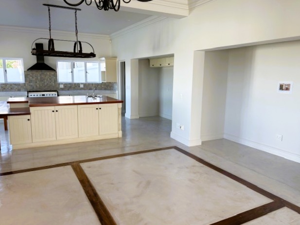 5 Bedroom Property for Sale in Whale Rock Hill Western Cape